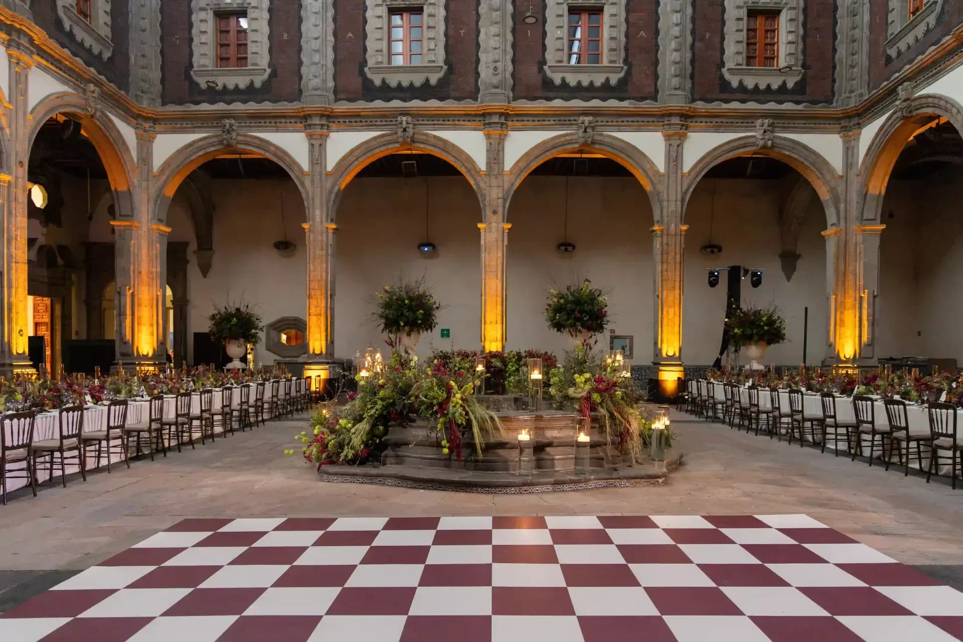 Renta-Espacio_patio-mide